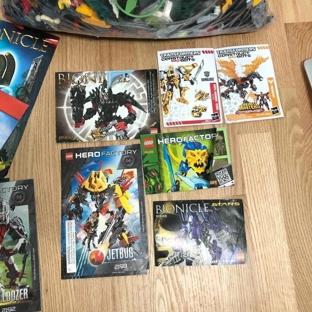 Lego Mixed Bag Building Blocks W/ Instruction Books Bionicle Hero Factory